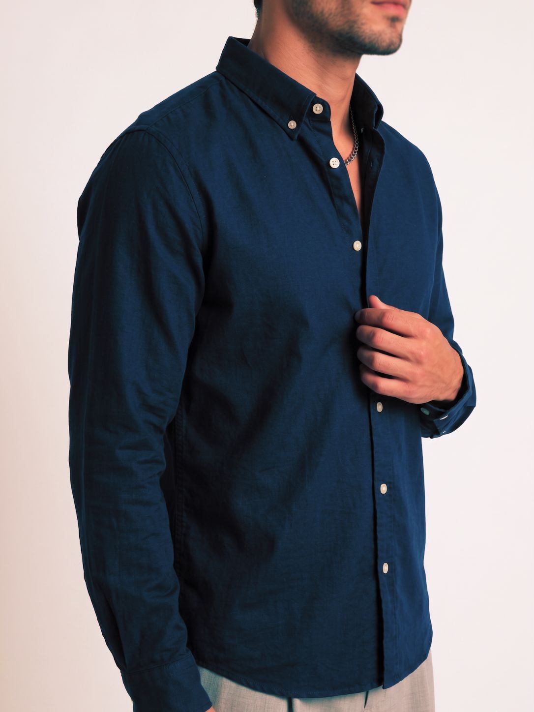 Cauzeway Prussian blue Oxford cotton casual shirt in signature Indian regular fit, side view