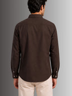 Model wearing Brown 100% Cotton Twill peach regular fit casual shirt for men from Cauzeway